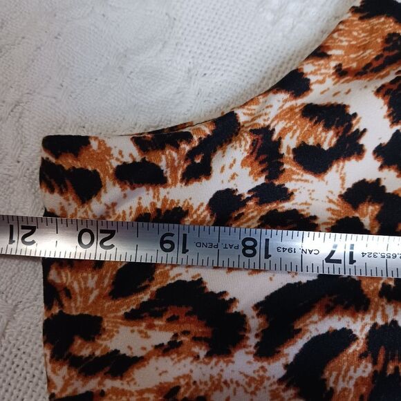 Just Polly Women's Leopard Plus Bodysuit size 2X - Picture 6 of 9